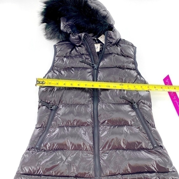 GAP Black Vest women’s size XS Hooded Faux Fur - Picture 7 of 14